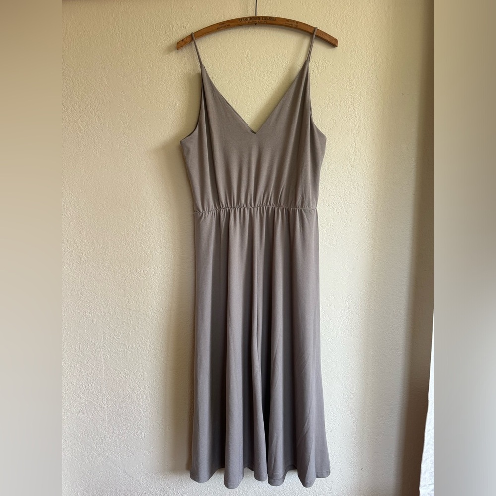 H&M jersey dress women’s size medium taupe